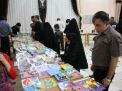 گزارش تصویری از نمایشگاه کتابی با عنوان « افطاری کتاب» در دانشگاه